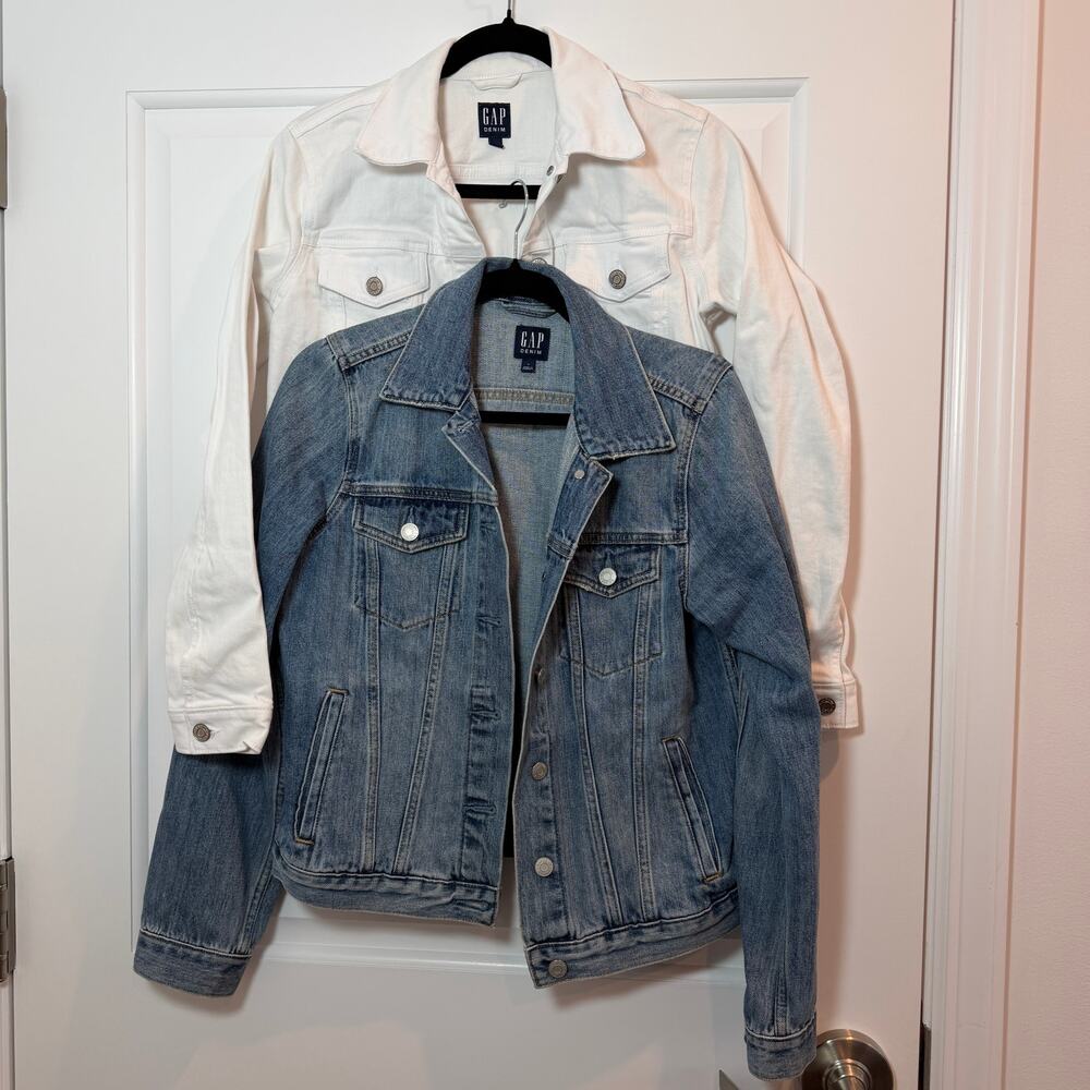 Gap Denim Women's Jackets Bundle of 2 White & Blue pc size S